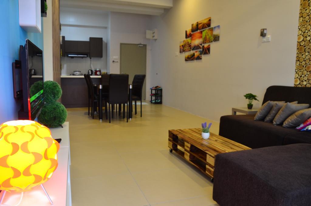 The Woodz Homestay - 3 Bedroom Камерон-Гайлендс Номер фото